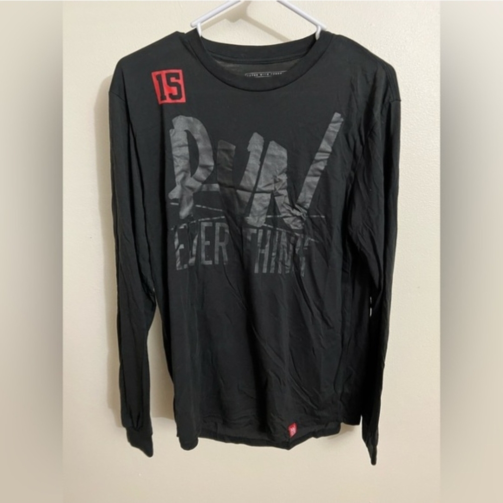Run Everything Labs / Flag Nor Fail Long Sleeve Graphic Black Tee **  Small  **